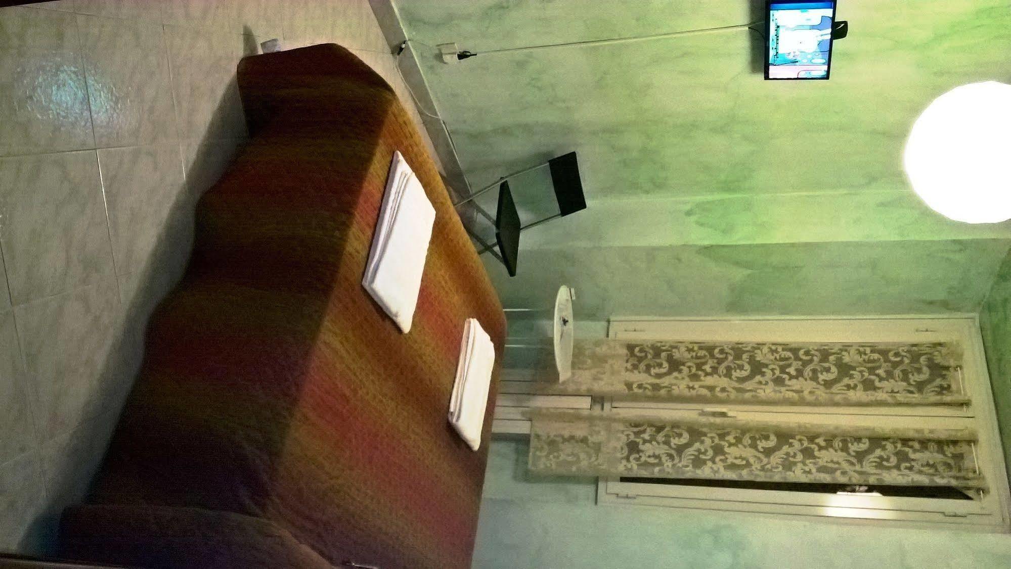 Gigi Holiday Rooms Ρώμη Εξωτερικό φωτογραφία