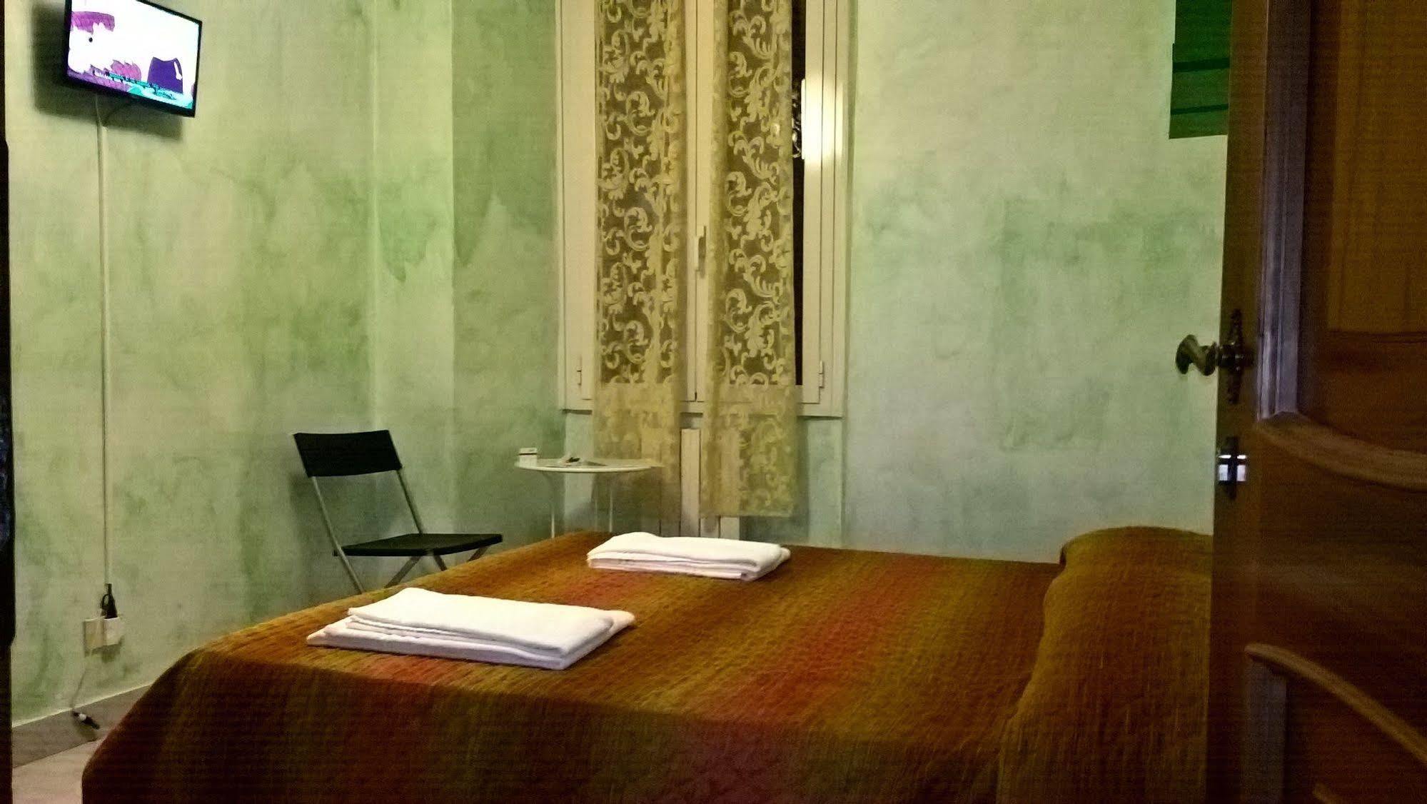 Gigi Holiday Rooms Ρώμη Εξωτερικό φωτογραφία